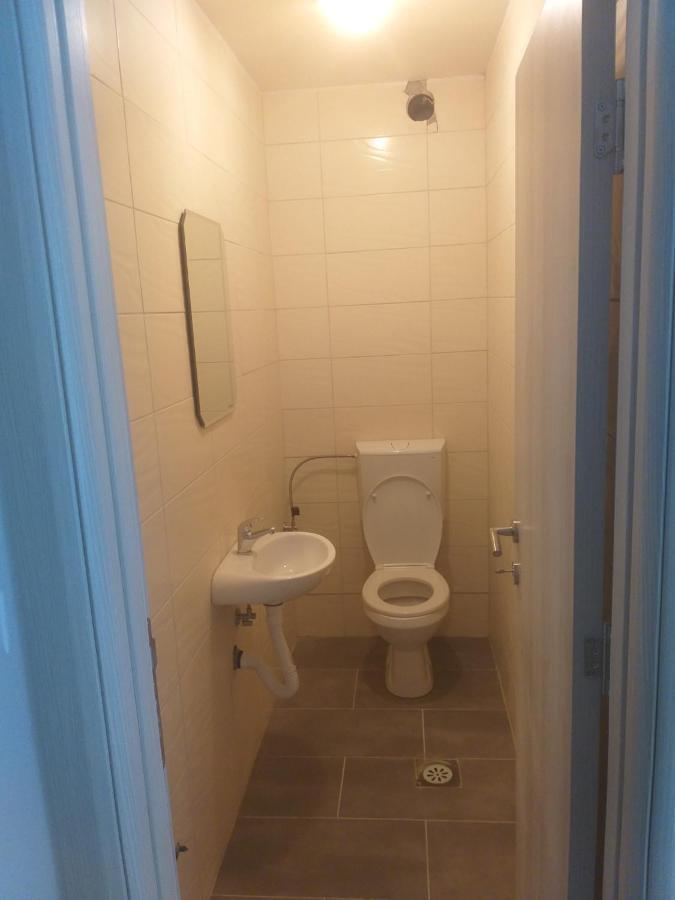 Ata Apartmani. Петровац Экстерьер фото